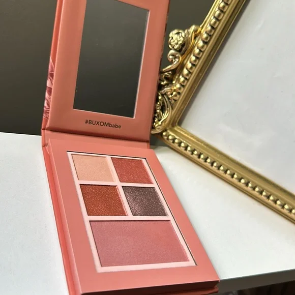 Buxom eye & cheek Palette - Picture 4 of 5